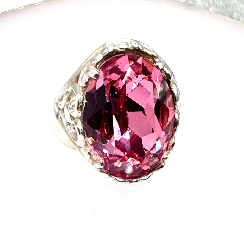 Vintage  Sterling Silver Crystal Ring. Size 7